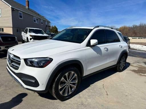 Mercedes-Benz GLE 350 2023, белый кроссовер